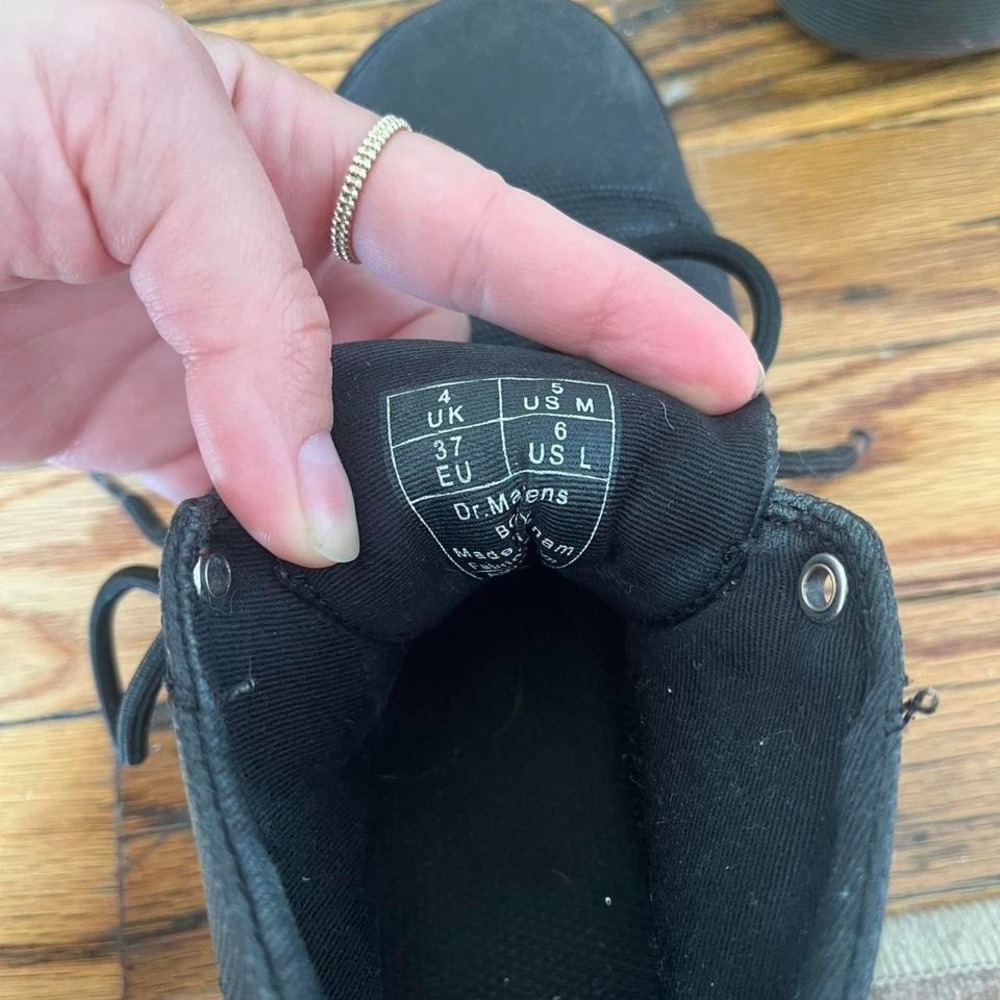 Dr Martens Bonny Boots - Picture 5 of 8